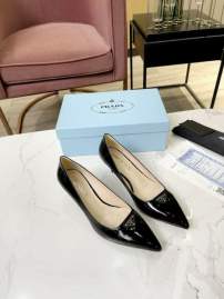 Picture of Prada Shoes _SKUPradasz35-40519115.5CM3CXJ0703